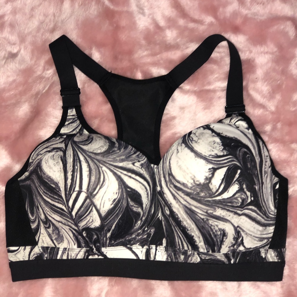 Victoria’s Secret Max Support Sports Bra 36DD